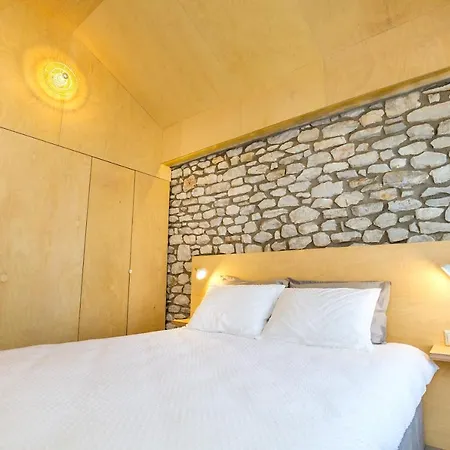 Ahirona Holiday home