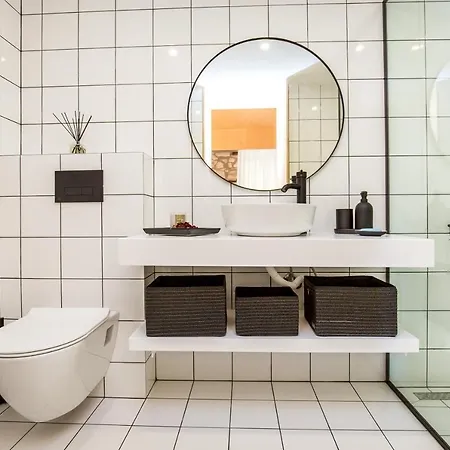 Ahirona Θεολόγος