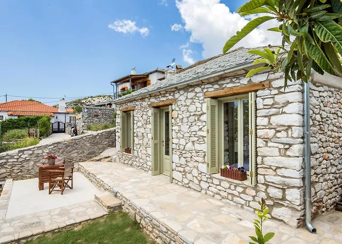 Semesterbostad Ahirona *